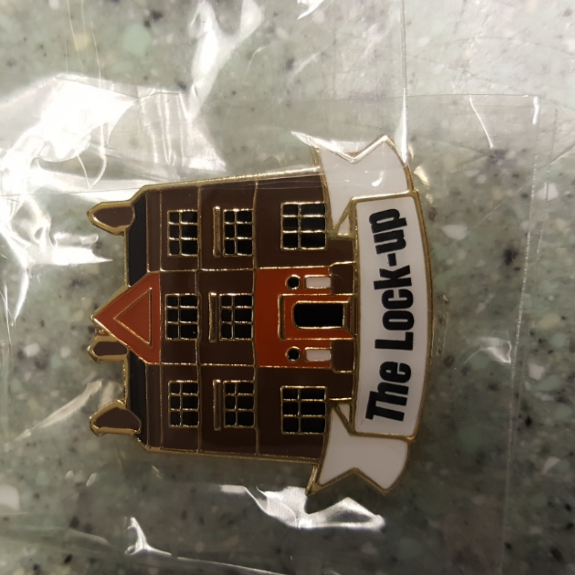 Badge Lock-up Building